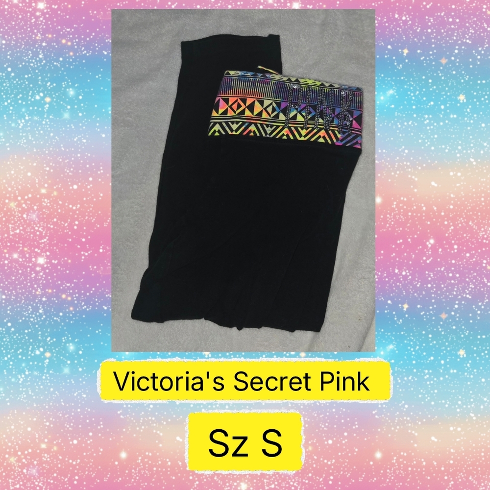 ❤️ PINK Victoria's Secret Black & Multicolor Capri Leggings